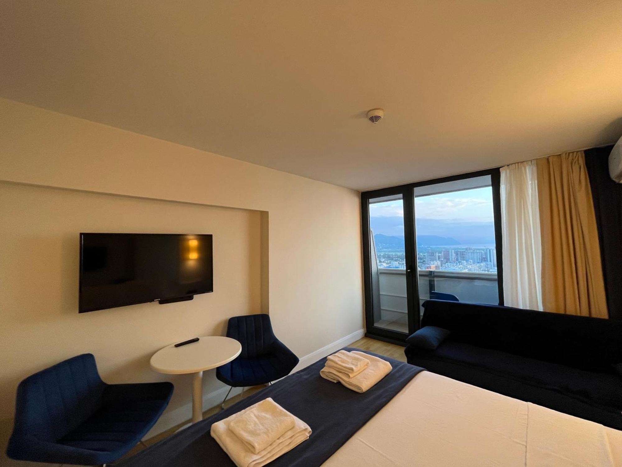 Orbi City Sun Tower 43 Floor Batumi Kültér fotó