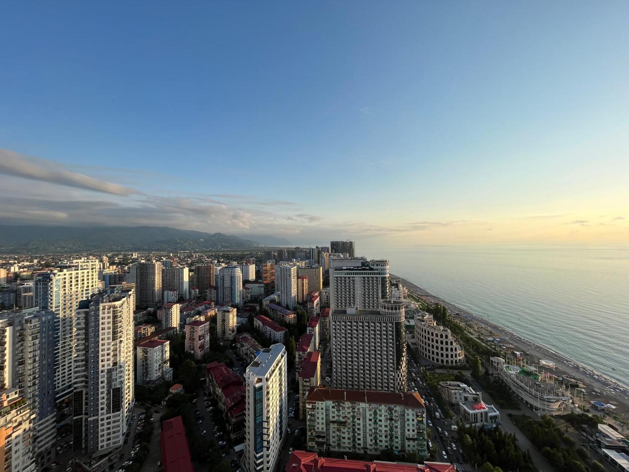 Orbi City Sun Tower 43 Floor Batumi Kültér fotó