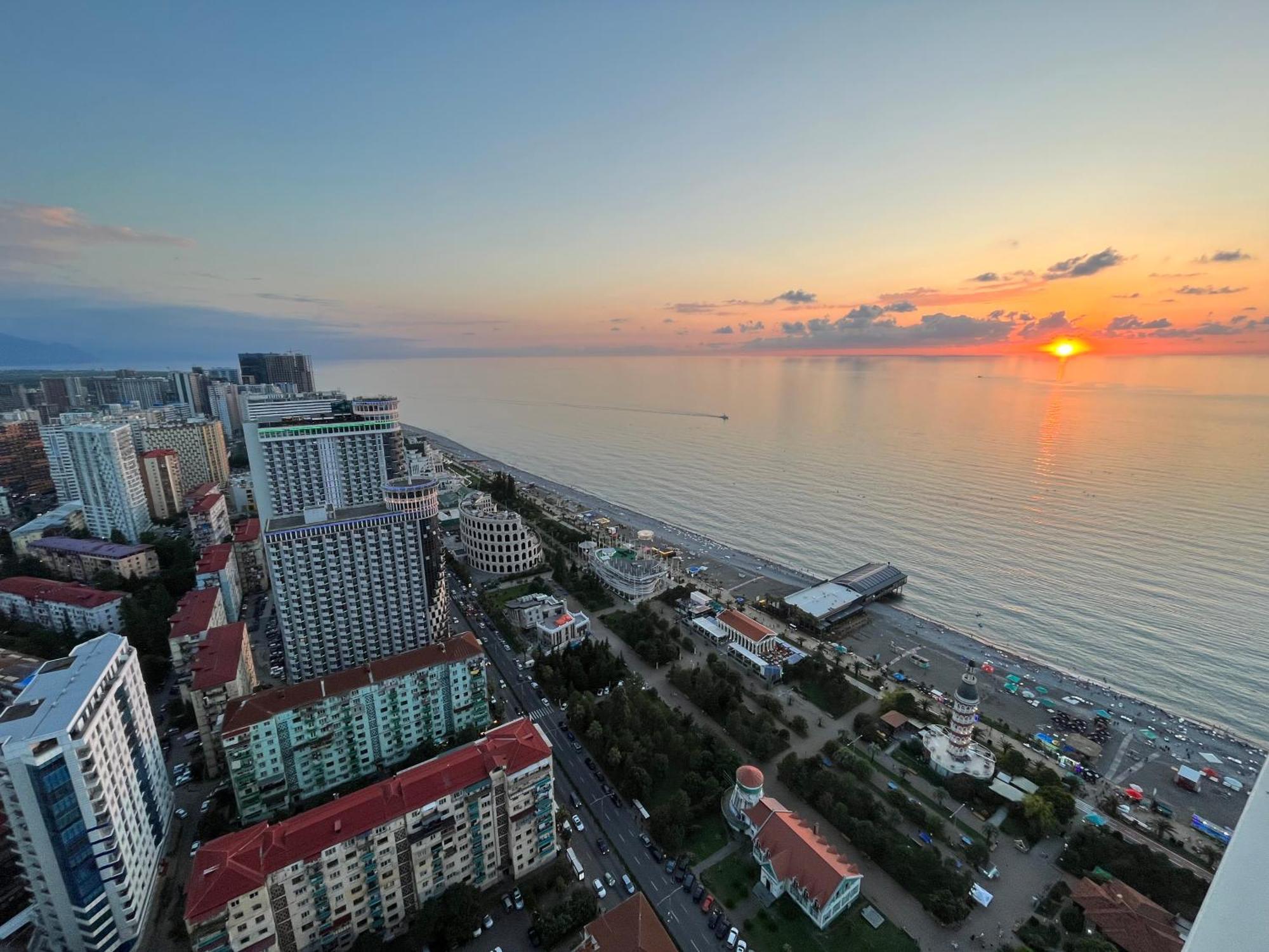 Orbi City Sun Tower 43 Floor Batumi Kültér fotó